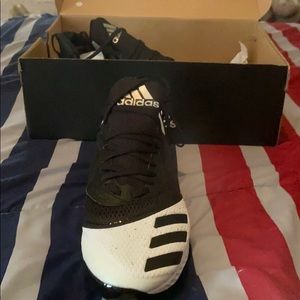 Brand new icon v bounce METAL cleats